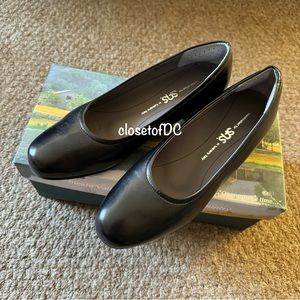 SAS Reginal Pump SIZE 7 WIDE